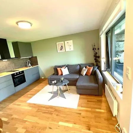 Lovely With Private Garden And 2 Gratis Bicycles